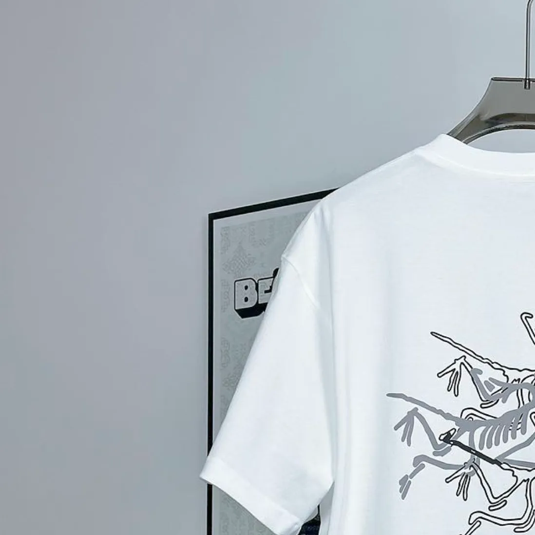 ：KK 09 ARCTERYX New Arrival T ；✅ 【 】 ， ✅ 【Quality 】 g ， ， Breathable， ✅ 【Versatile 】Black ，White ， Same Style， ✅ 【 】 、 、 、 ， ， ， 。 ：Black White Size：S-XL ）